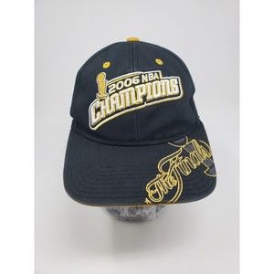 Lakers 2006  NBA Champions Hat Cap Stapback Reebok BLACK KOBE